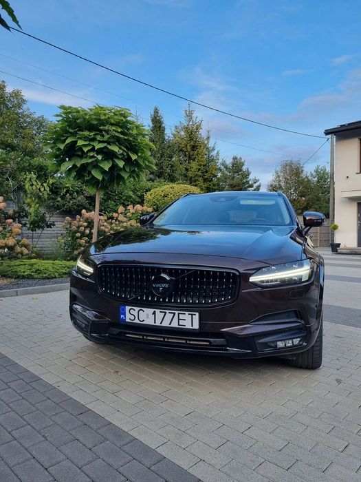 Volvo V90 Cross Country Inscription T6 – Black Week:  –3000 zł od ceny ofertowej w ogłoszeniu!