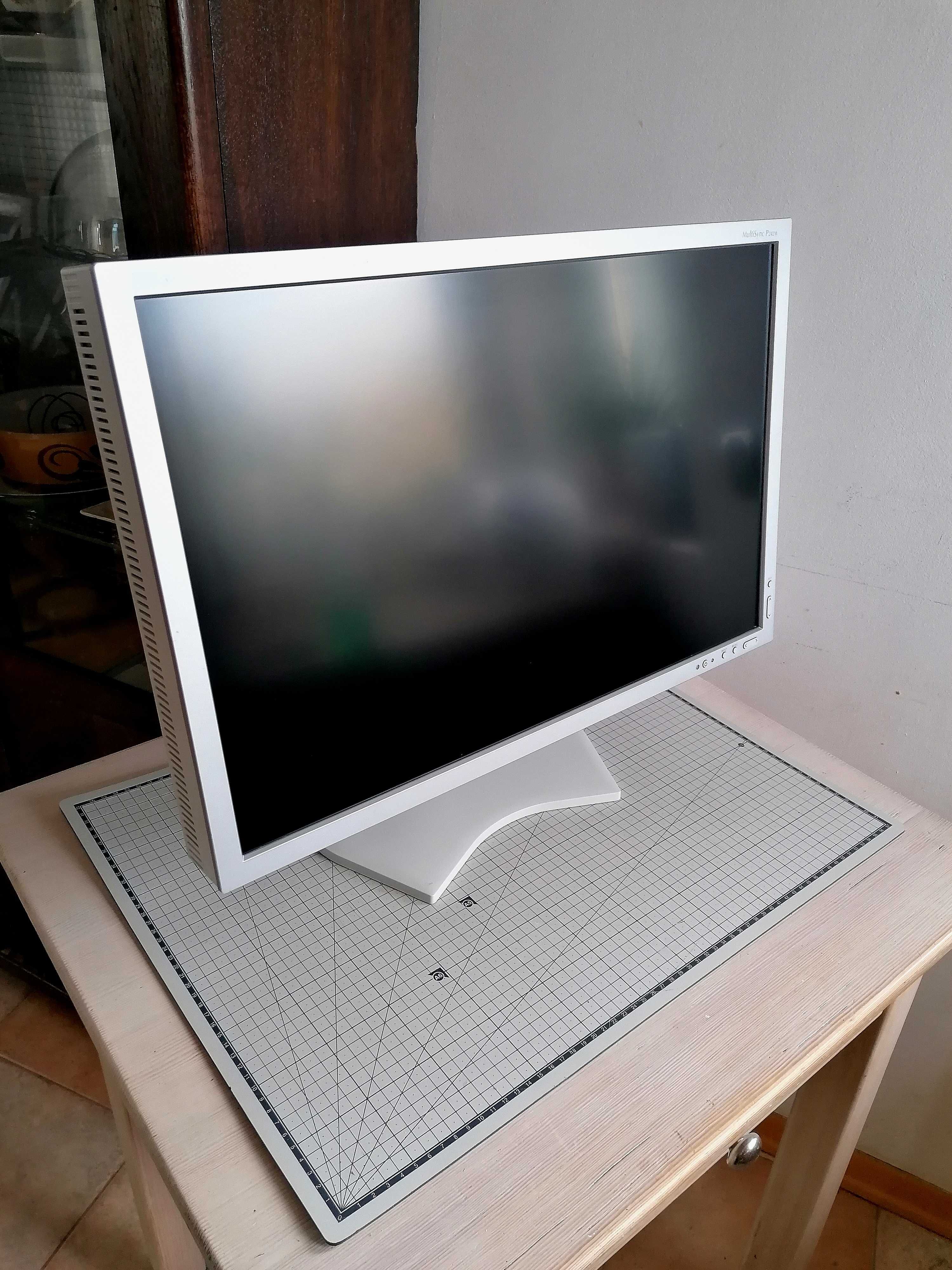 Monitor 24" NEC MultiSync P242W