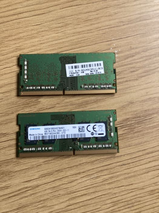 2xPamięć Samsung DDR4 SODIMM 4GB