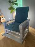 Fotel bujany drewniany