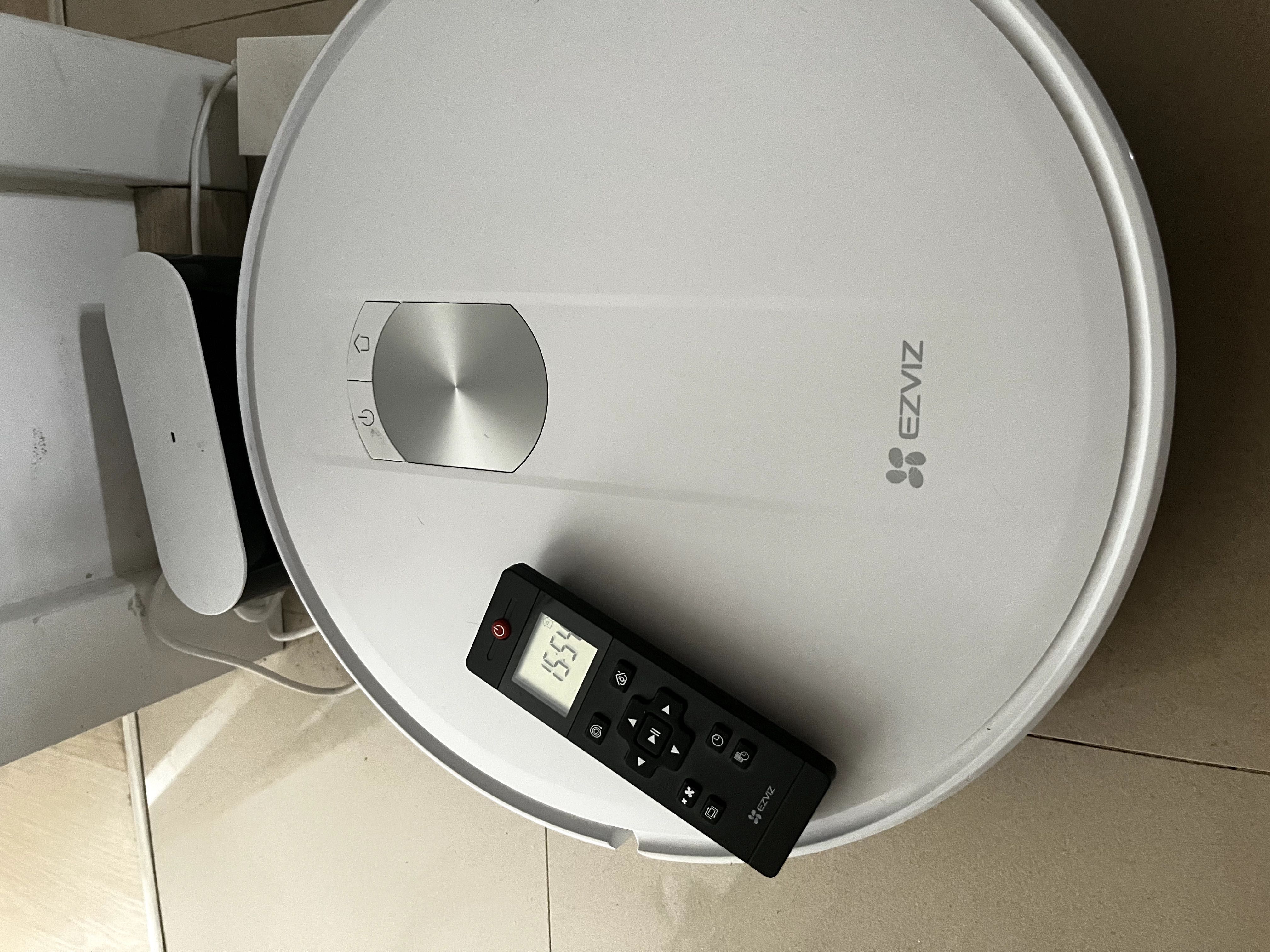 robot sprzątający EZVIZ