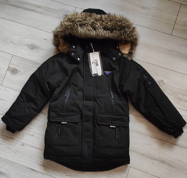 Ocieplana kurtka chłopięca z kapturem 122/128