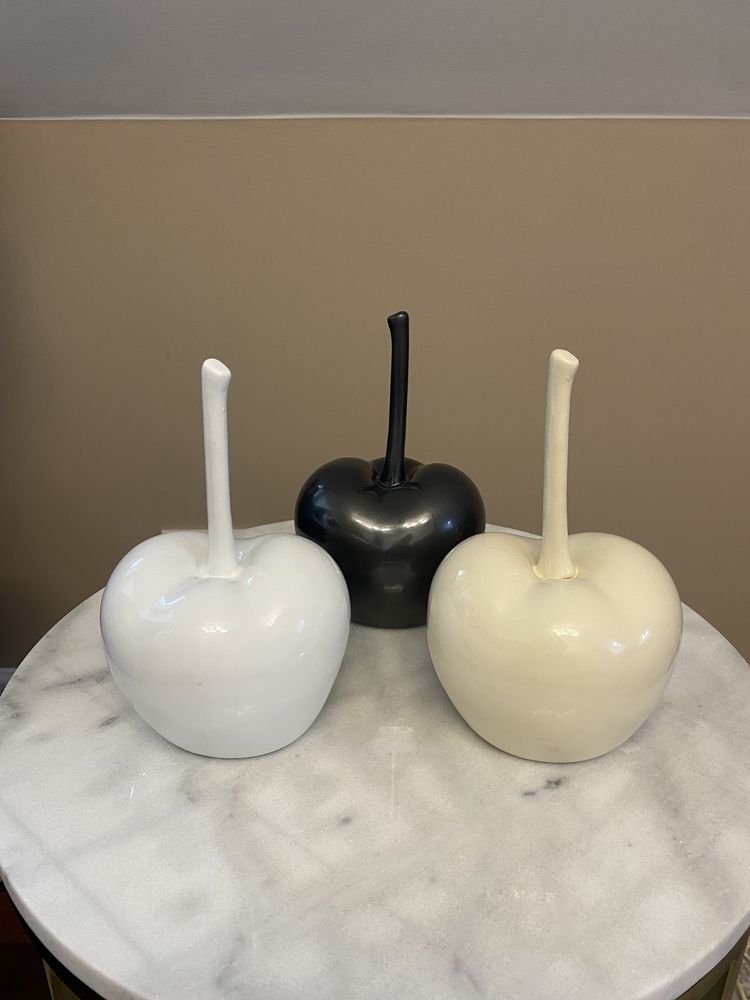 Zestaw 3 figurek w kształcie jabłek