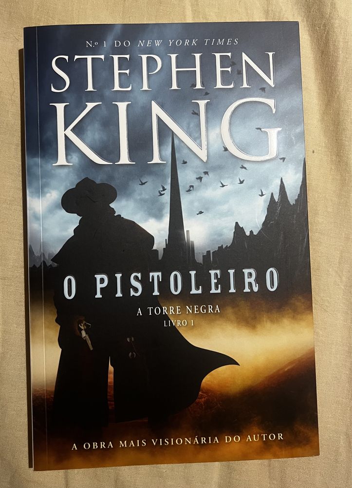 Livro “A torre negra - O pistoleiro”