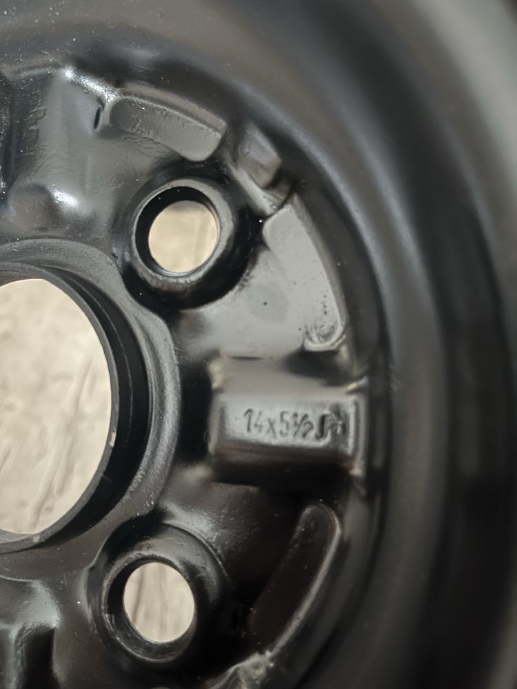 Felga Stalowa Toyota 14” 5,5J 14 Yaris Felga 4x100 Cena za szt komplet