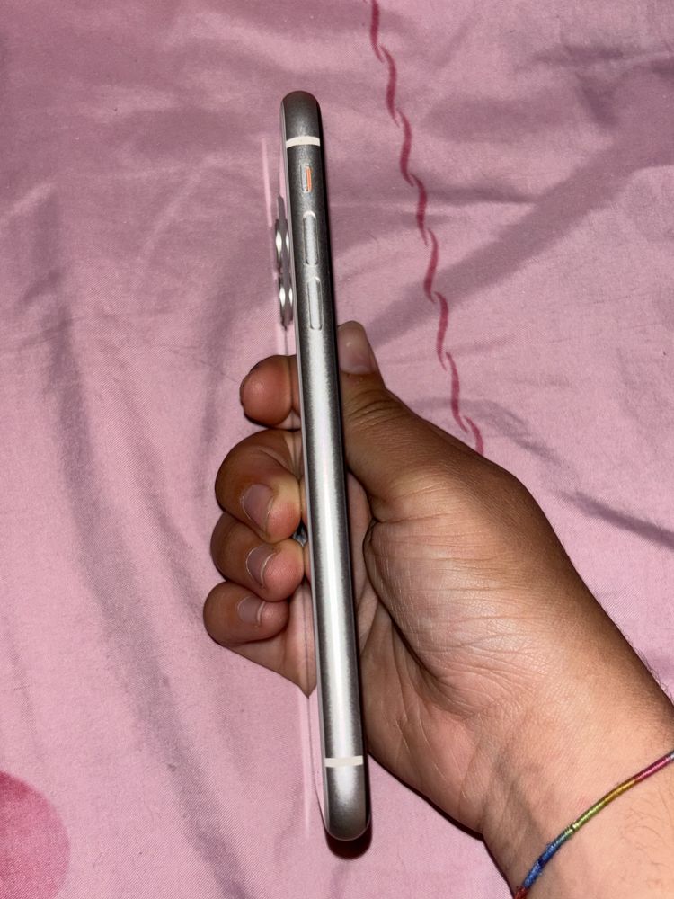 iPhone 11 em Muito Bom Estado