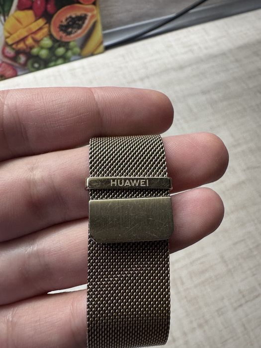 Huawei watch GT3 gold