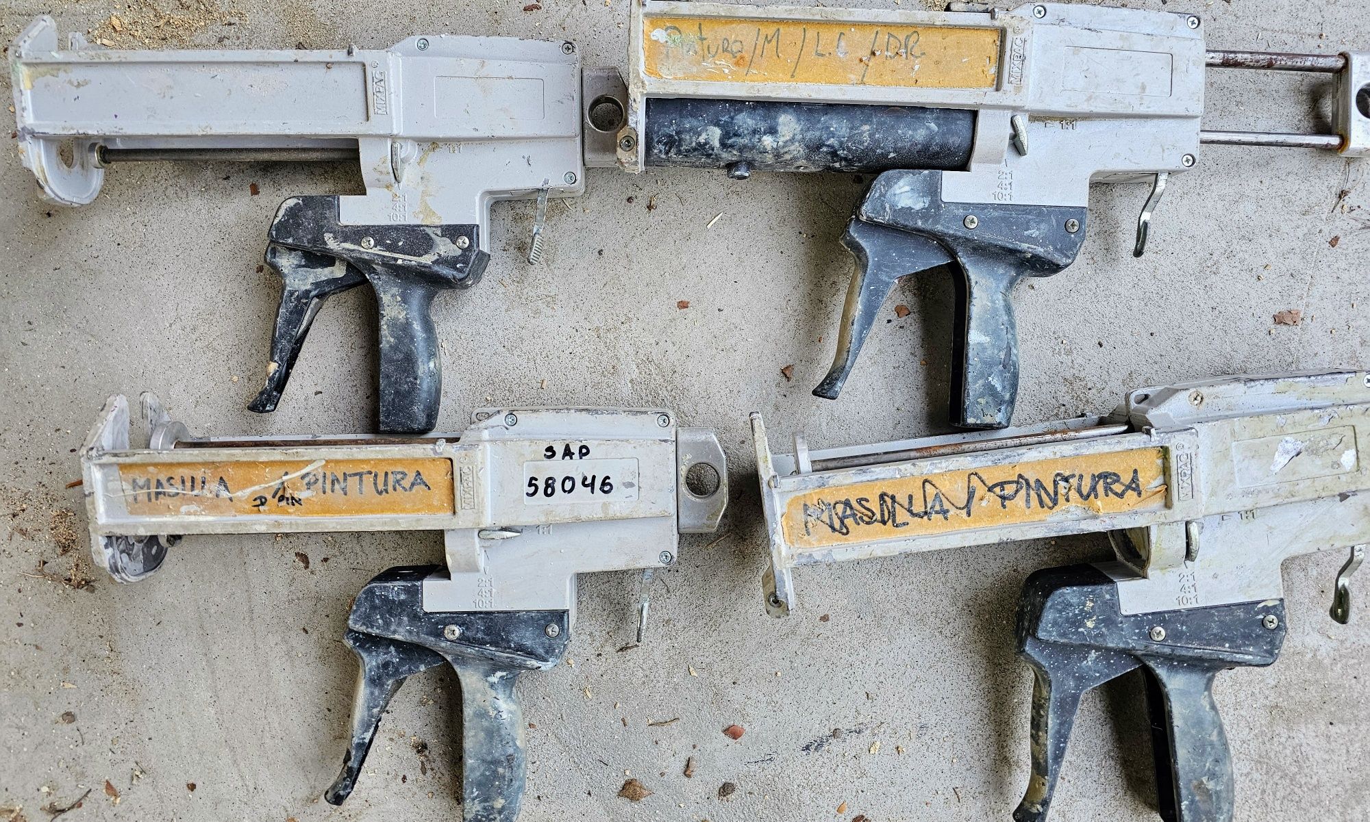 Mixpac DM400 pistolet wyciskacz do kleju z regulacją