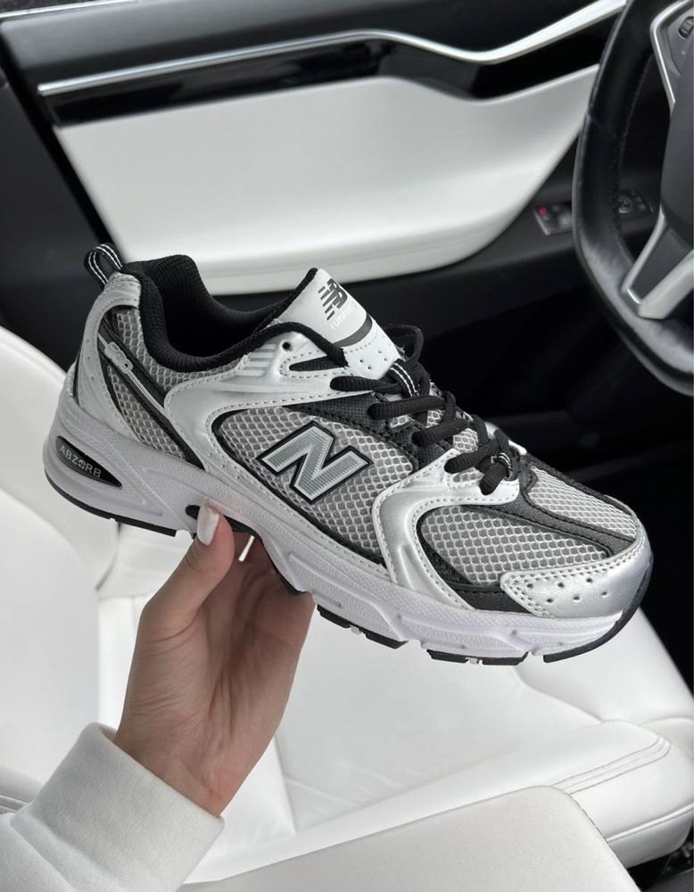 Кросівки жіночі New Balance 530 Black Silver White 36-45
