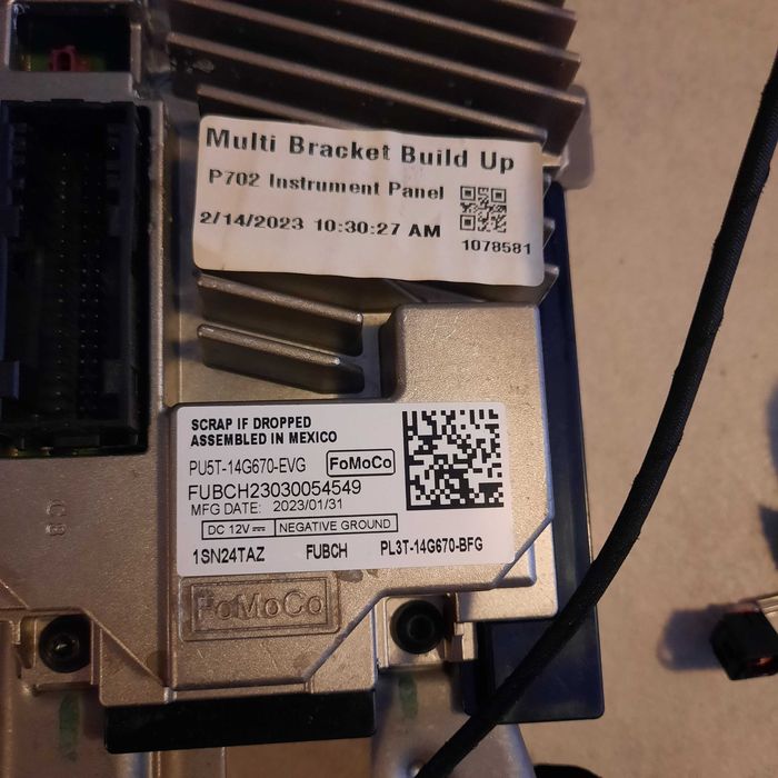 Ford F-150  2021- Mouł Sync IV PU5T-14G670-EVG