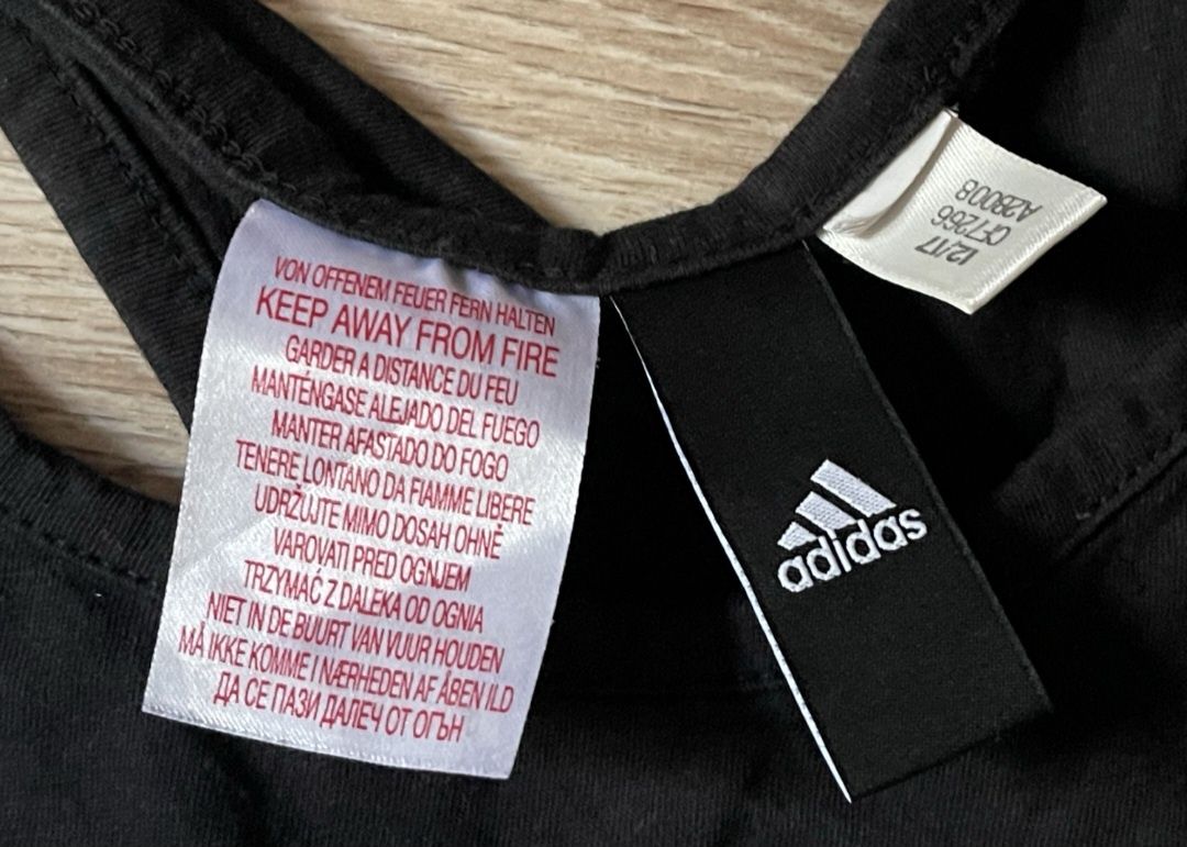 Adidas майка жіноча