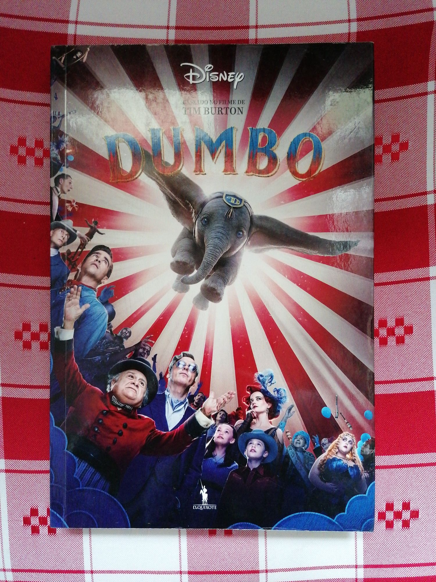 Dumbo - adaptação do filme do Tim Burton