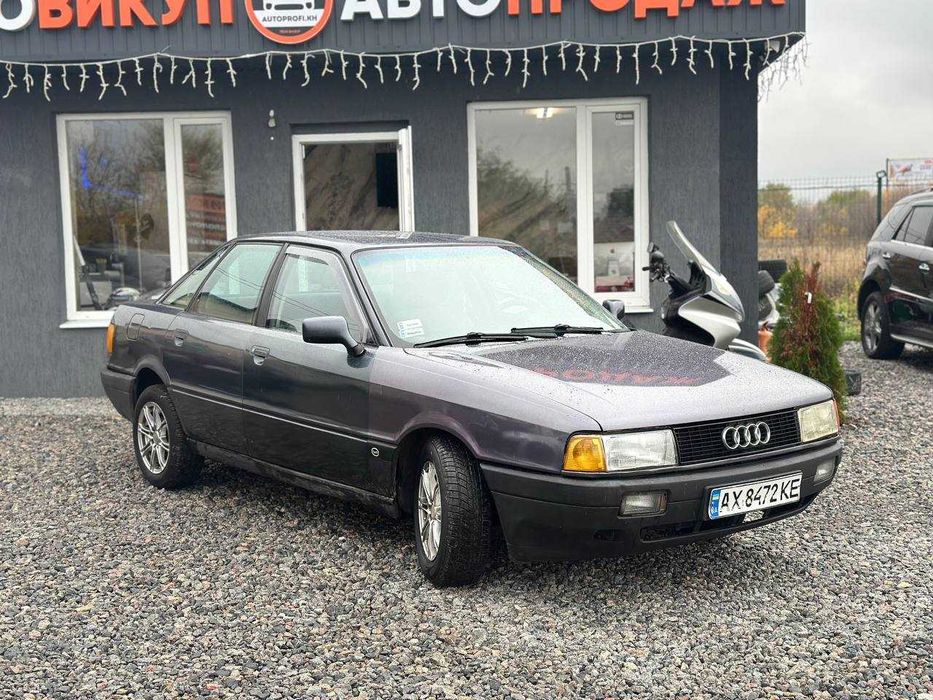 AUDI 80 1989 рік 1.8 бензин