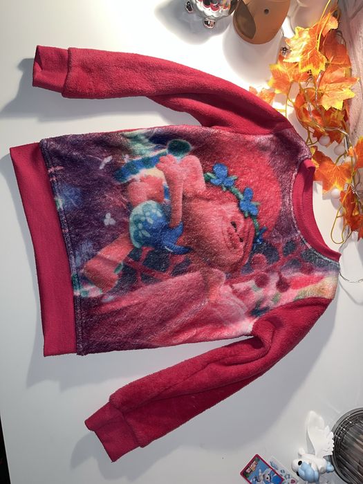 Sweter zimowy dziewczęcy 122/128