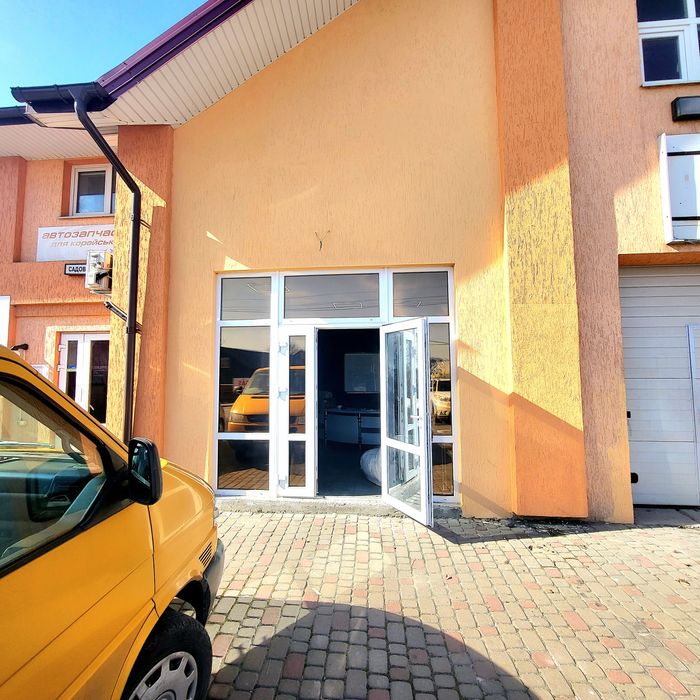 С.Сокільники.Оренда офісу та складського приміщення.