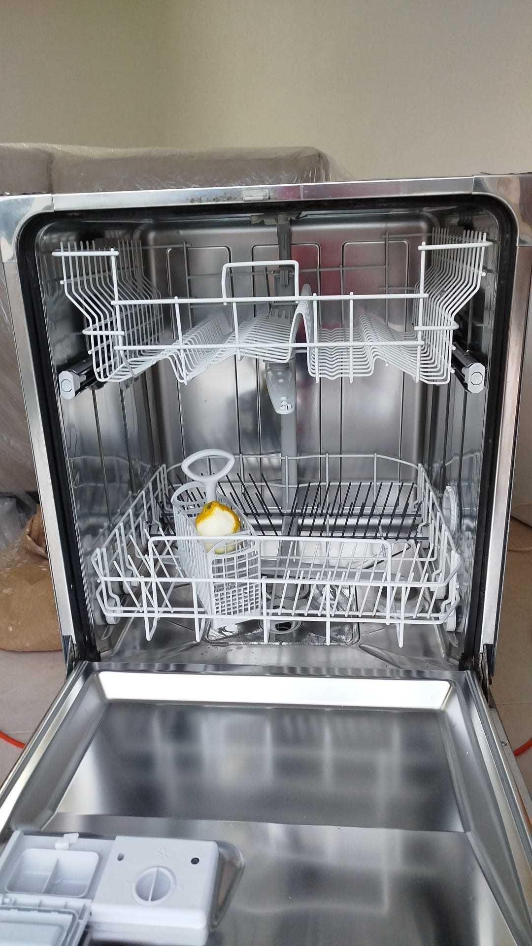 Máquina de Lava Louça Encastrada FAGOR