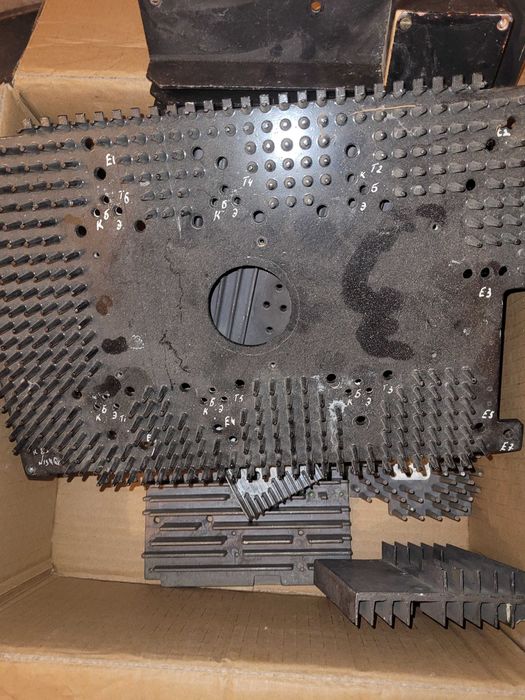 Радіатори охолодження алюмінієві для потужних транзисторів