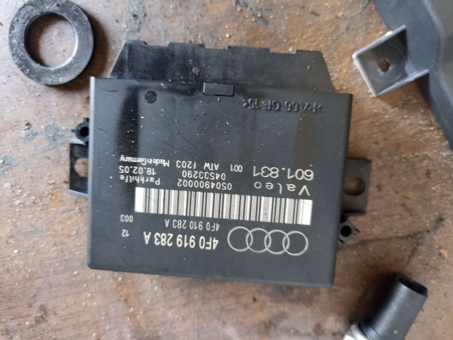 Moduł sterownik PDC czujników parkowania Audi A6 C6 gateway MMI kamera