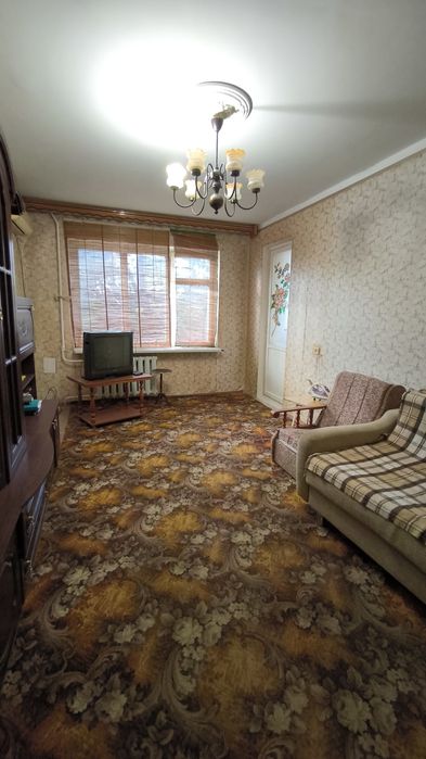 Добровольского/Марсельская, 4 этаж, раздельные комнаты, свободная.