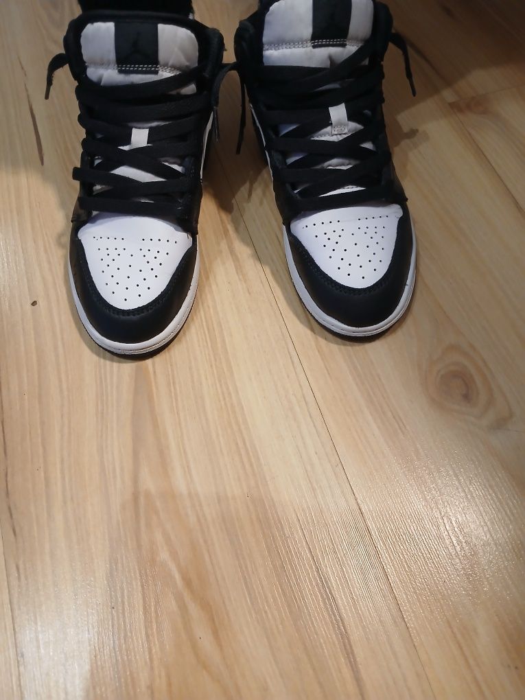 Buty Nike jordan rozmiar 35