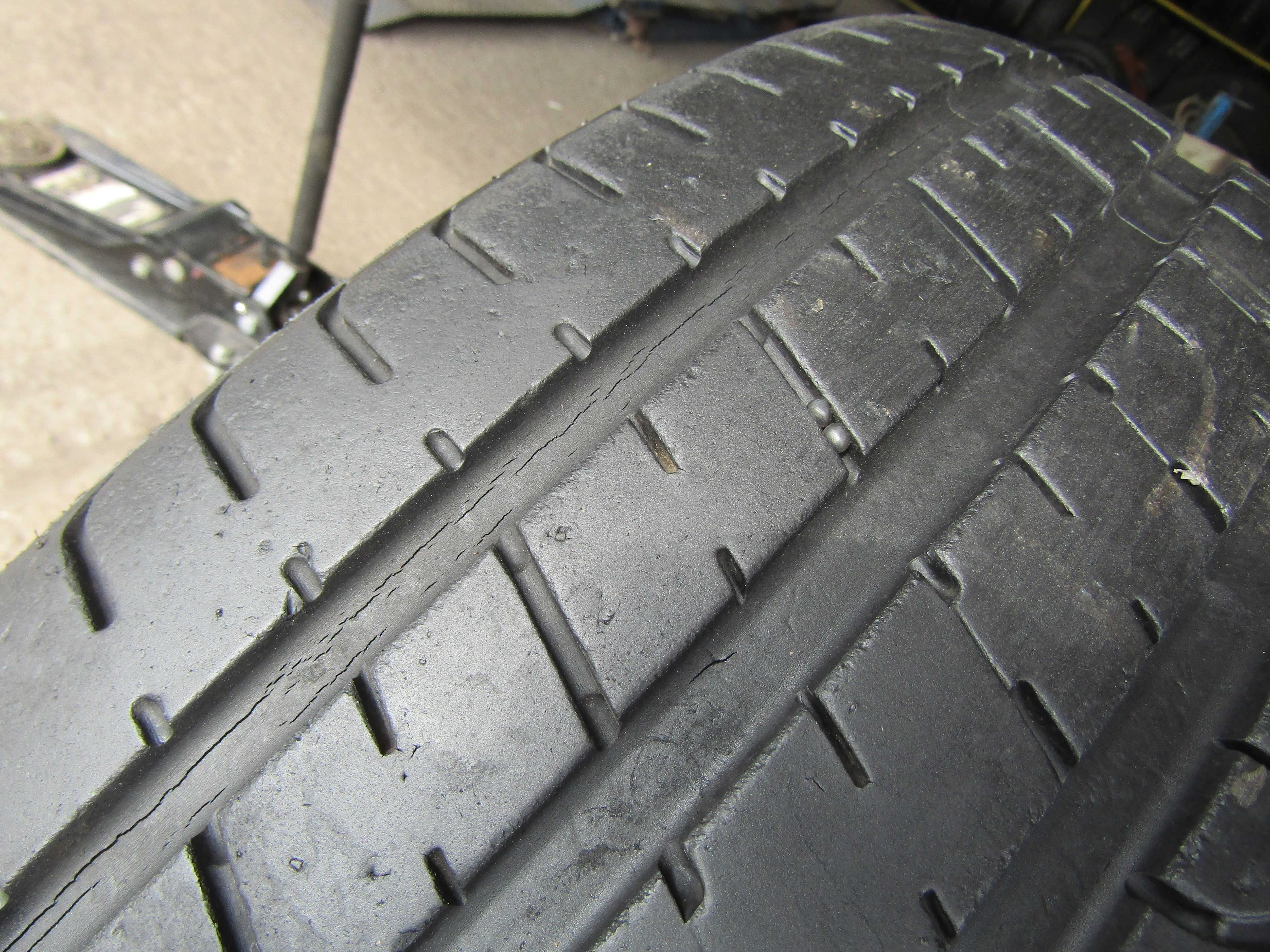 255/45R19 Pirelli P Zero 2szt 5.7mm 104Y