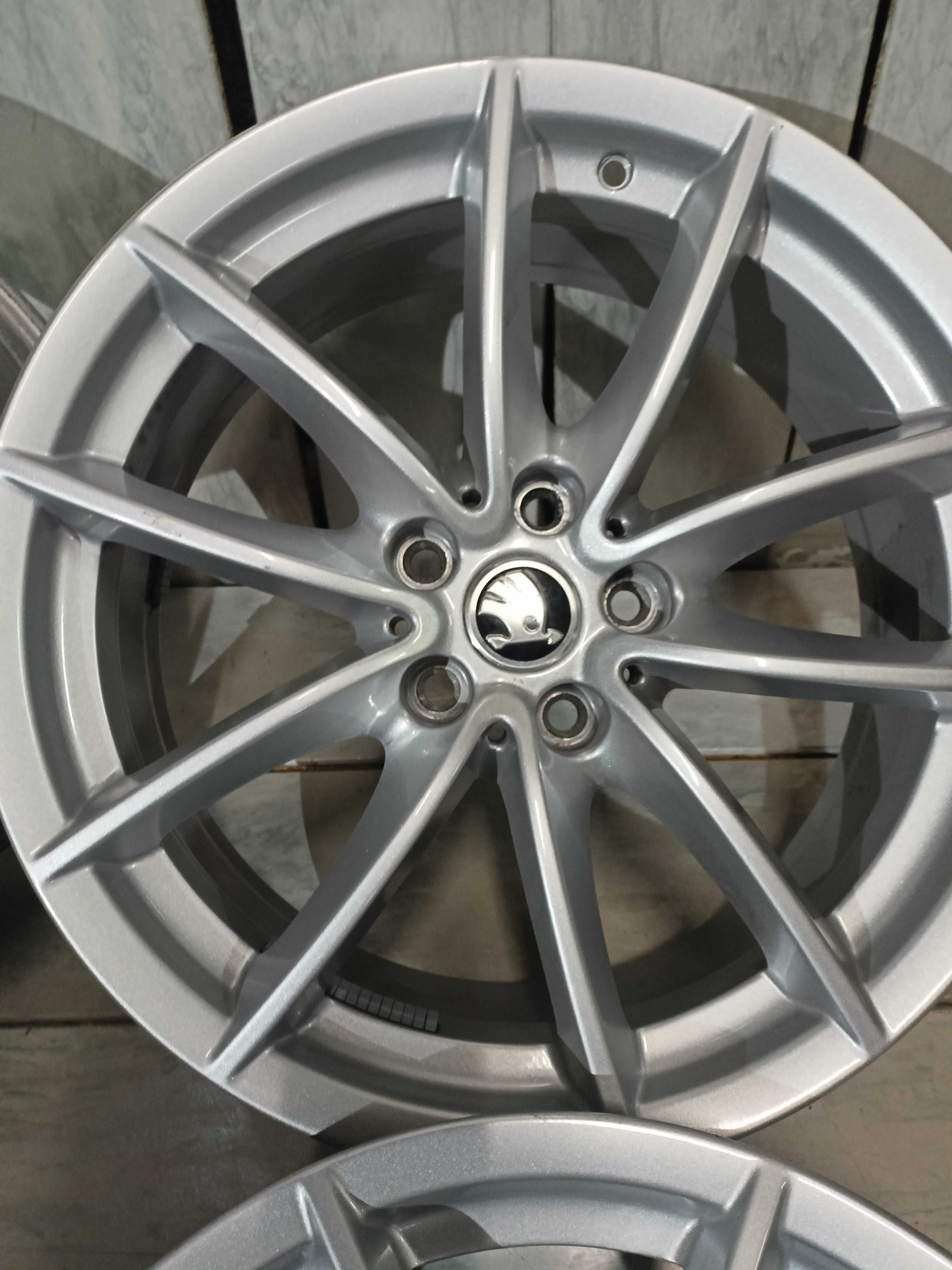 83# 4× Felga aluminiowa 18" 5x112 Skoda