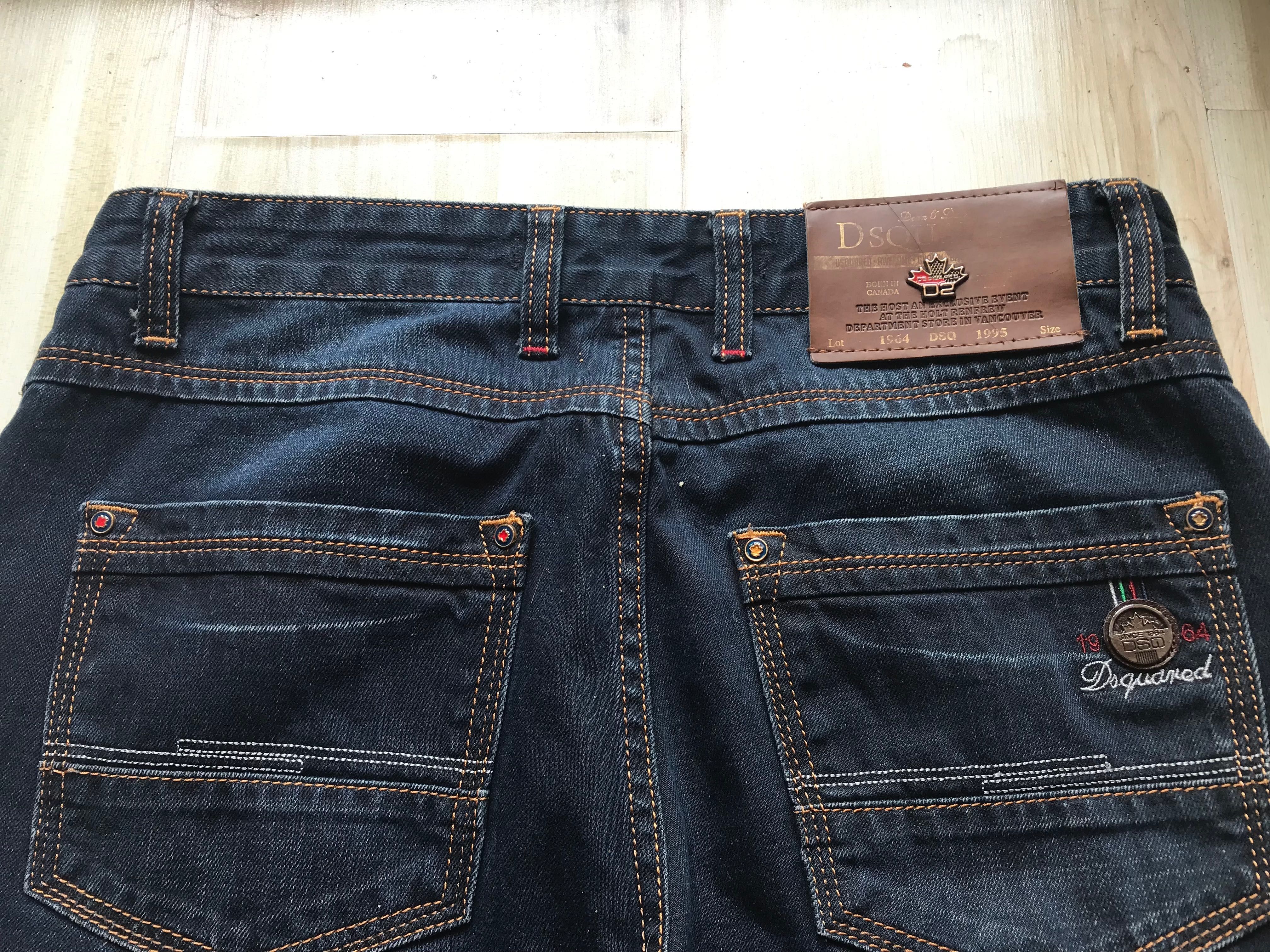 Spodnie marki Dsquared2, rozmiar na metce 31