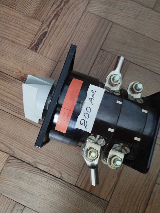 Interruptor de potência  para quadro eléctrico de unidades industriais