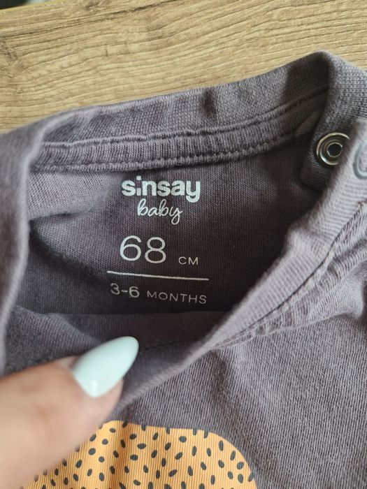 2 bluzeczki z krótkim rękawem  i krótkie spodenki niemowlęce sinsay