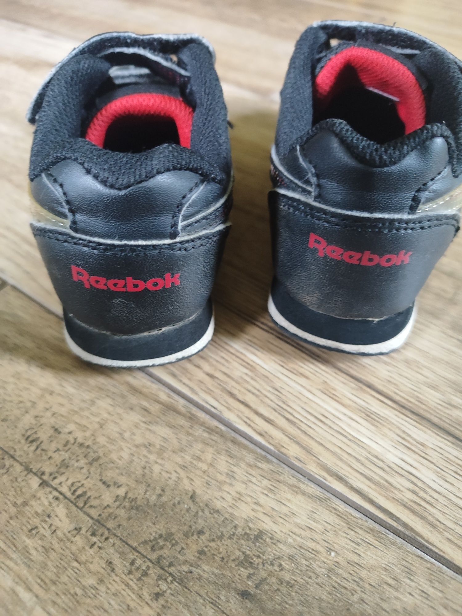 Reebok dla dzieci buty 25 świecące ledy sneakersy adidasy buciki