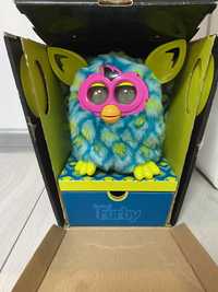 Furby Boom sunny paw