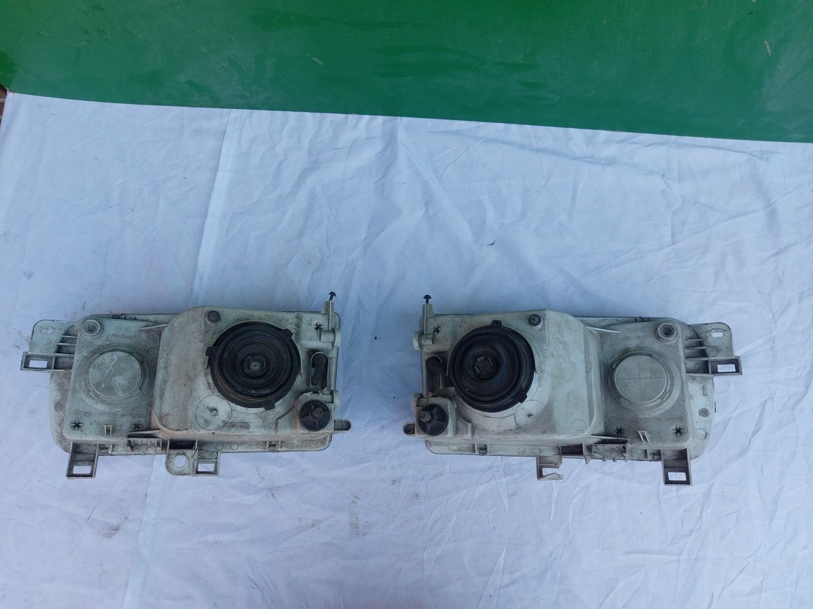 Lampy tył lampy przód Nissan Vanette Serena 2.3