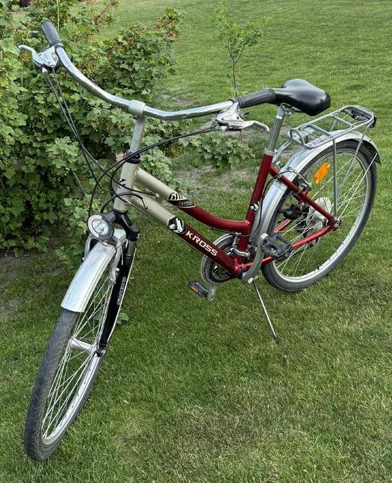 Rower Kross 6th Avenue
Przerzutki Shimano.
Widać normalne śla