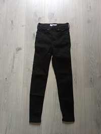 Czarne jeansy cross jeans