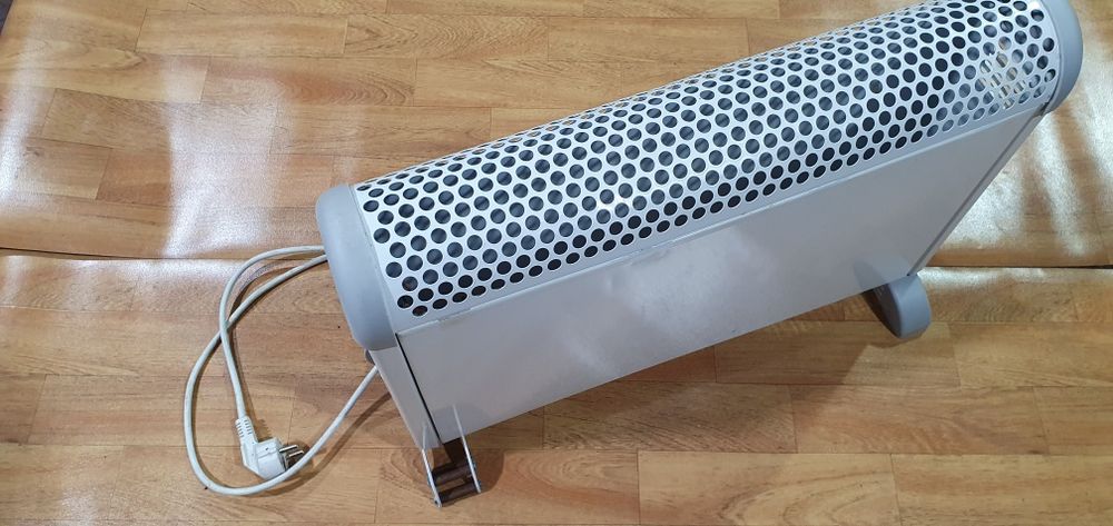 Aquecedor kunft 1800w a funcionar bom estado