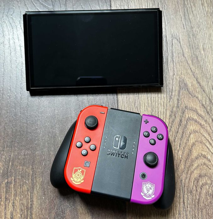 Nintendo Switch Pokémon Scarlet & Violet Edition OLED