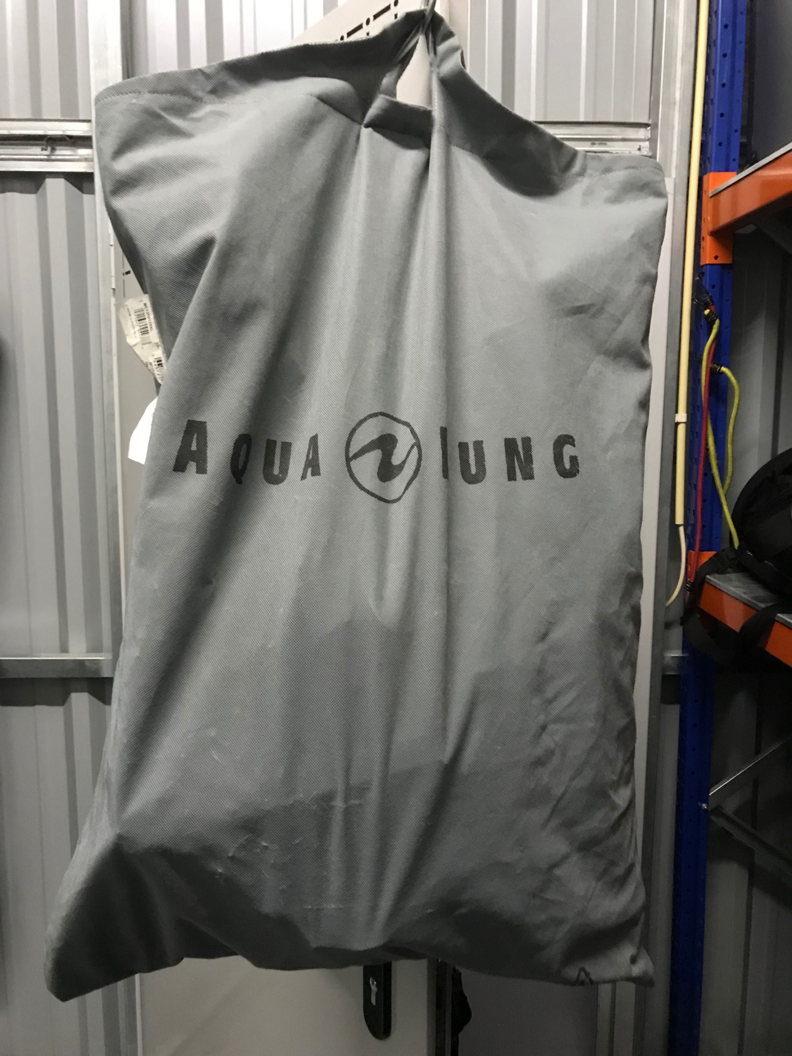 Aqualung Axiom I3 XL black