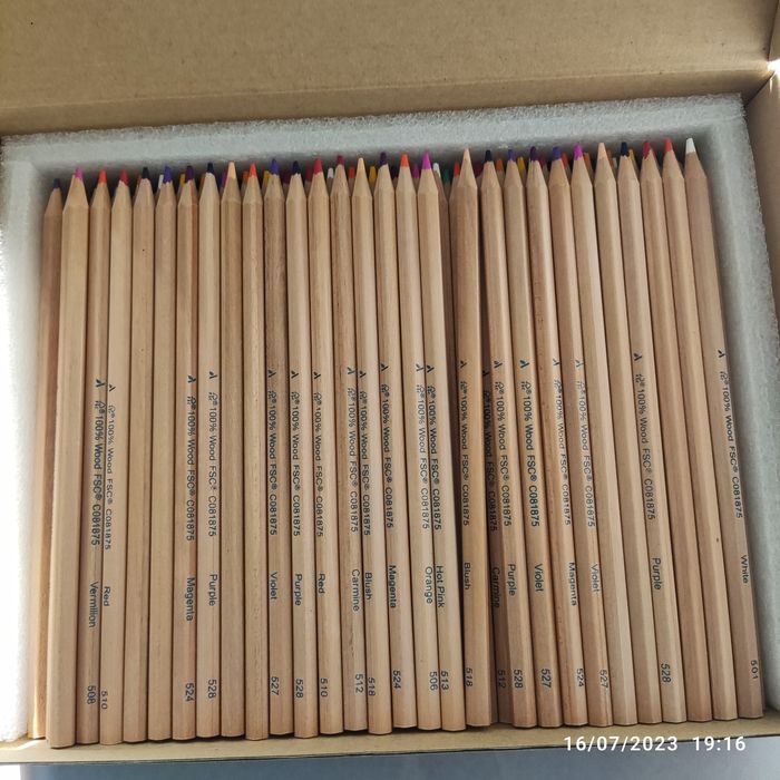 Conjunto de 120 lápis de cor colorir