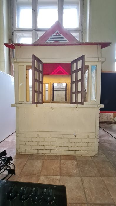 Domek ogrodowy dla dzieci Little Tikes platkikowy, wym. 124×102×82 cm.