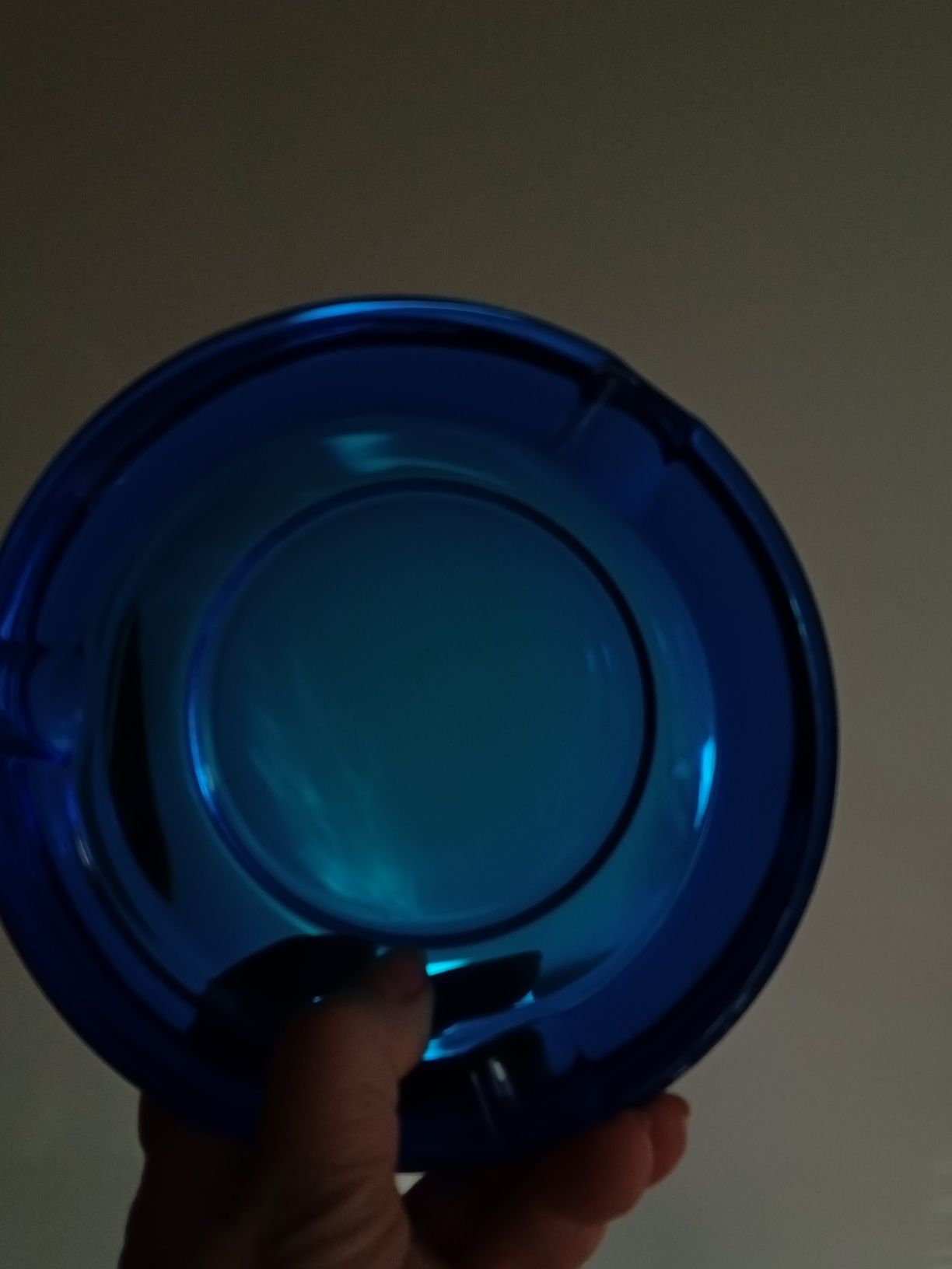 Duża popielnica szkło niebieskie