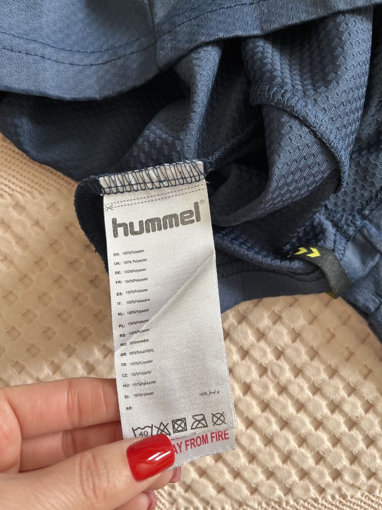 Спортивна кофта Hummel на 10 років