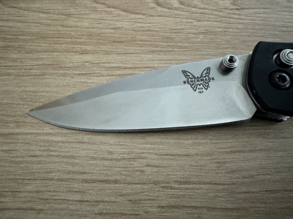 Ніж Benchmade 707 Sequel McHenry