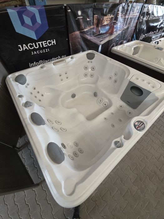 Sundance spas Hawthorne jacuzzi caloroczne 230x230 xxl