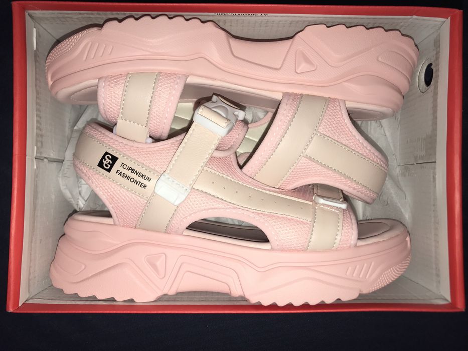 Обувь Шлепанцы на платформе р.39-40