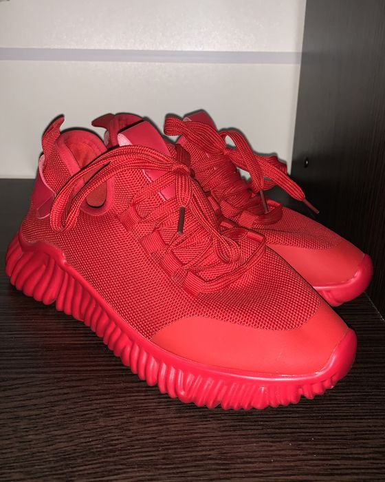 Червоні кросівки жіночі Gelsomino