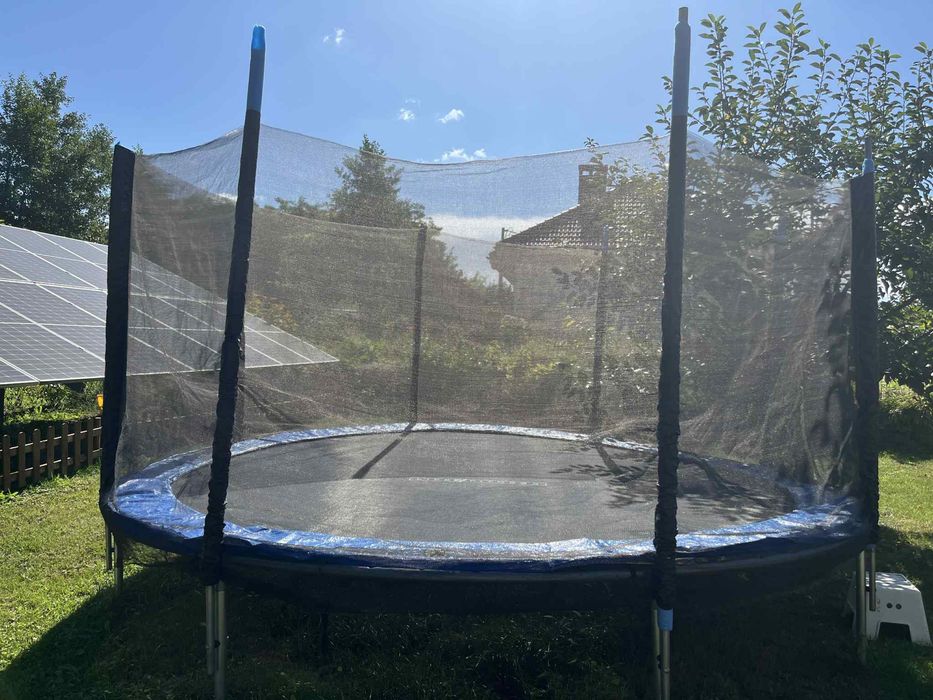 Trampolina ogrodowa duza. 3m