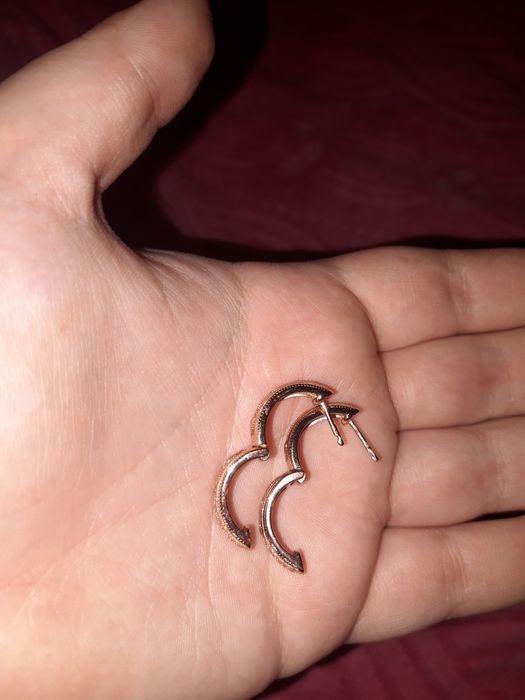 Серьги с узором сердечек винтаж серёжки золотистые