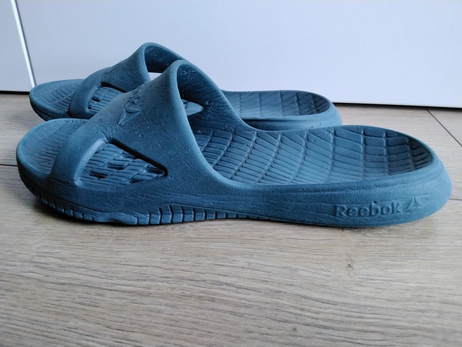 Klapki basenowe roz 40-41