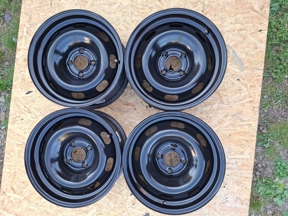 Felgi stalowe 4x108 15 Cali Peugeot 2008 / 301 /307 / 206 / 207 / 208