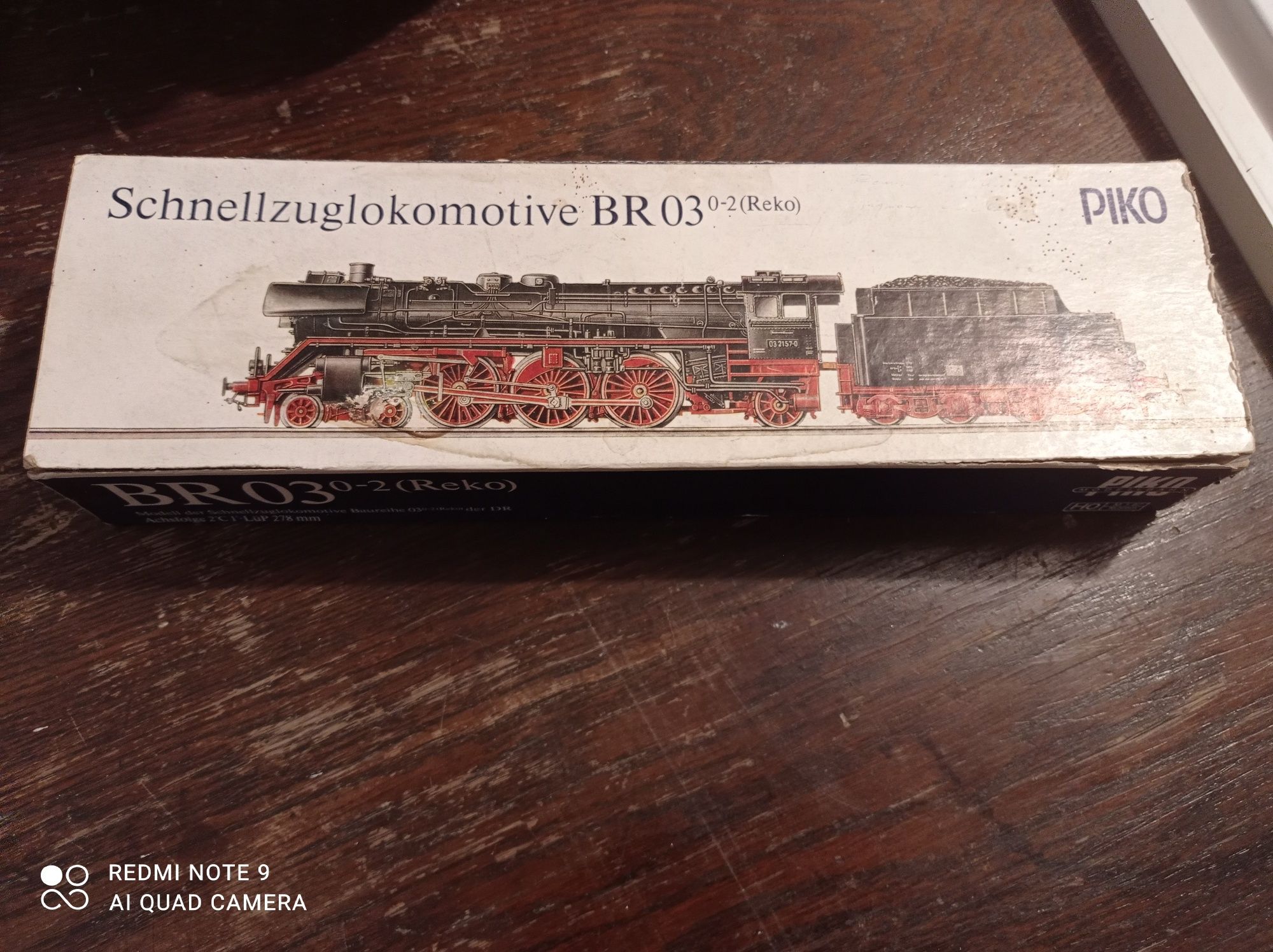 Parowóz niemiecki  Schnellzuglokomotive BR 03 PIKO